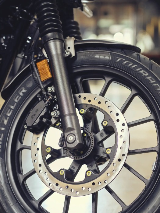 Disc Brakes With ABS Disc Brakes With ABS